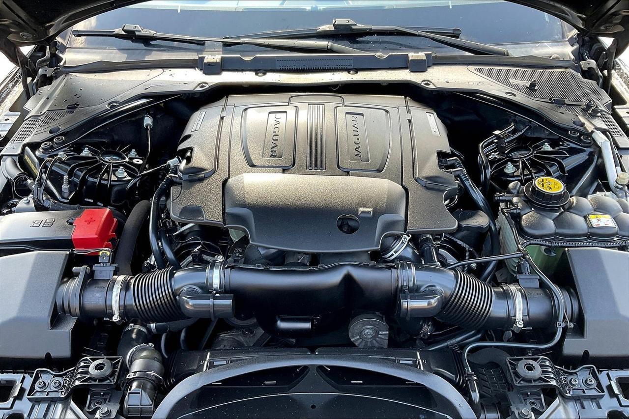 2017 JAGUAR XF PREMIUM Houston TX