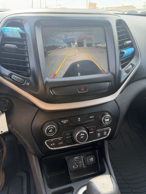 2017 JEEP CHEROKEE LATITUDE Grand Prairie TX