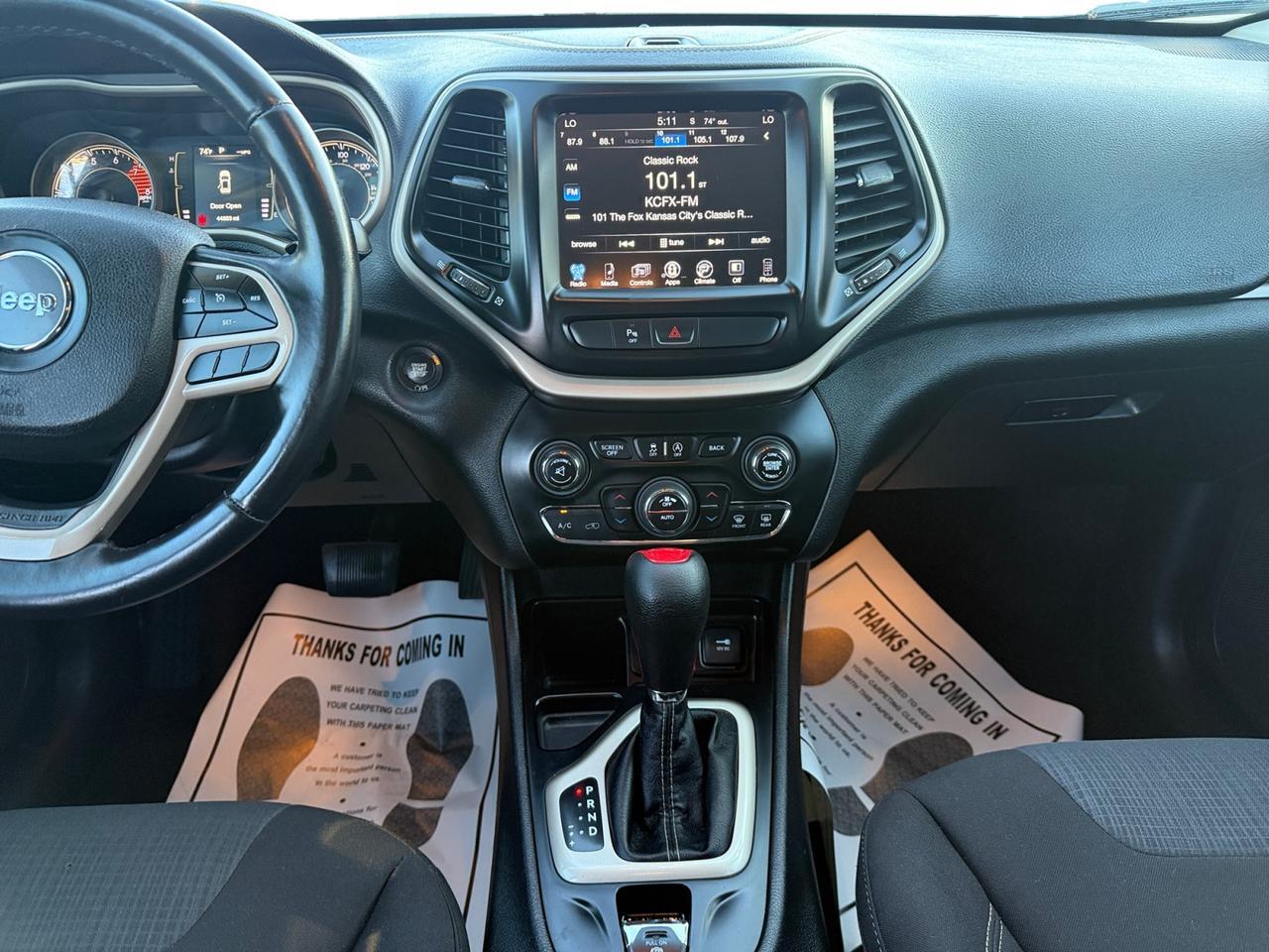 2017 JEEP CHEROKEE LATITUDE; N Kansas City MO