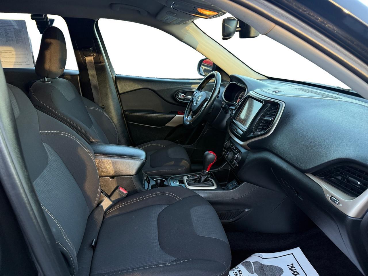 2017 JEEP CHEROKEE LATITUDE; N Latitude Kansas City MO