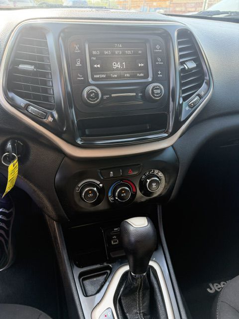 2017 JEEP CHEROKEE SPORT Grand Prairie TX