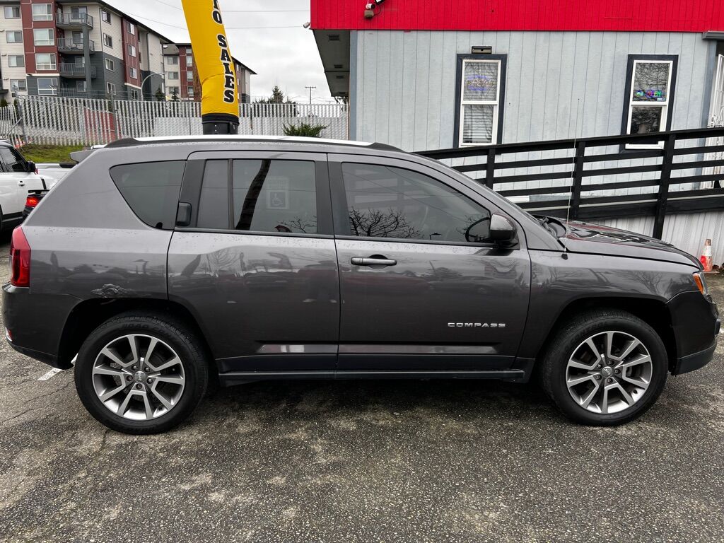 2017 JEEP COMPASS LATITUDE Des Moines WA