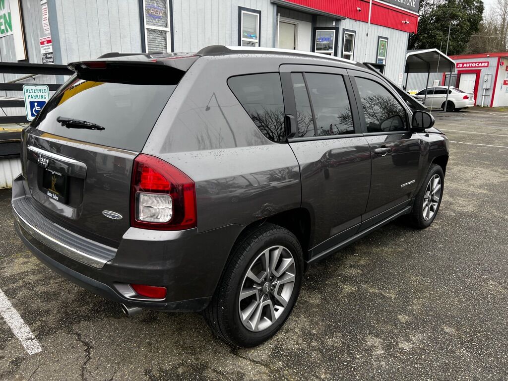 2017 JEEP COMPASS LATITUDE Des Moines WA