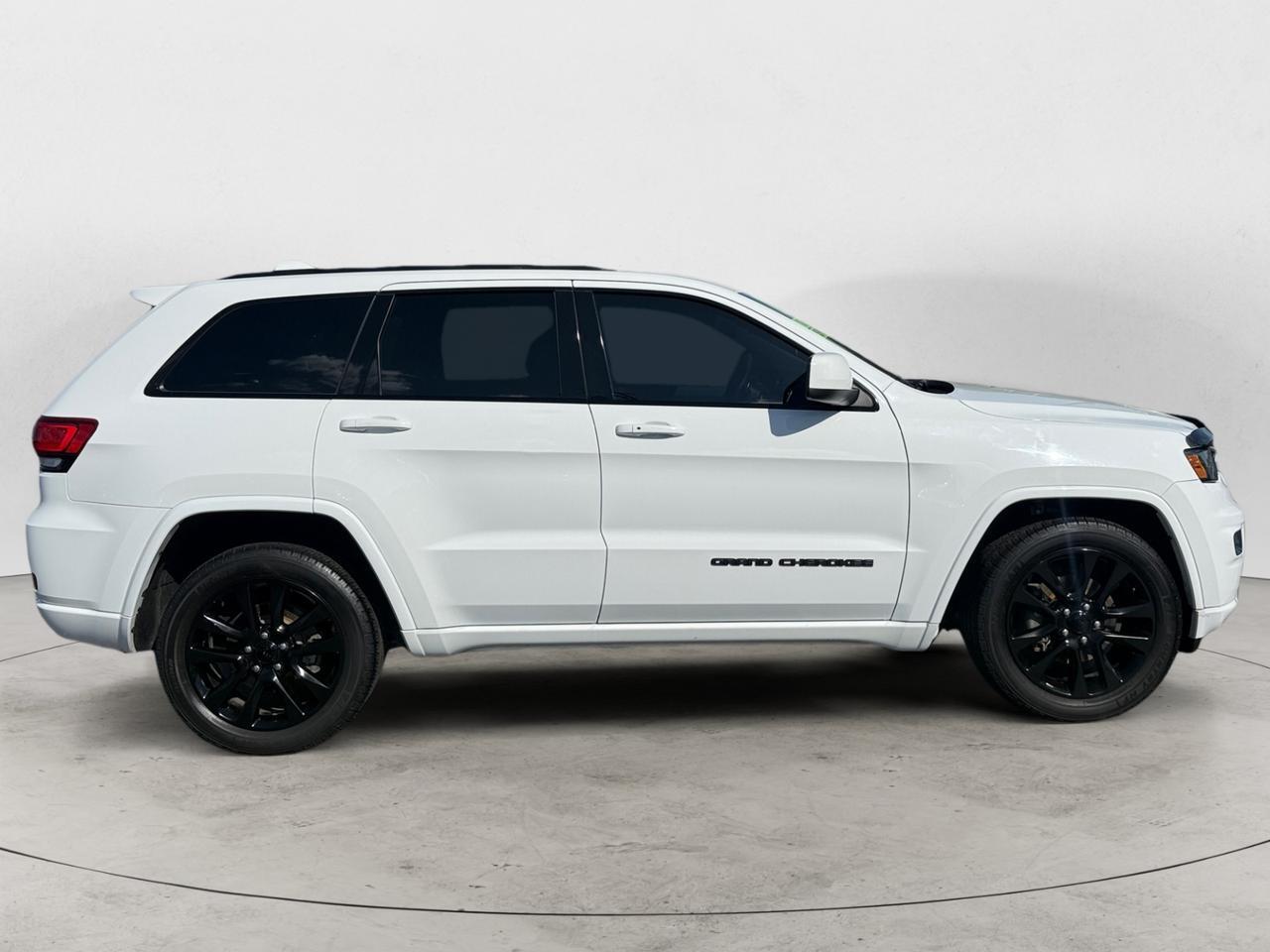2017 JEEP GRAND CHEROKEE LARED Kansas City MO