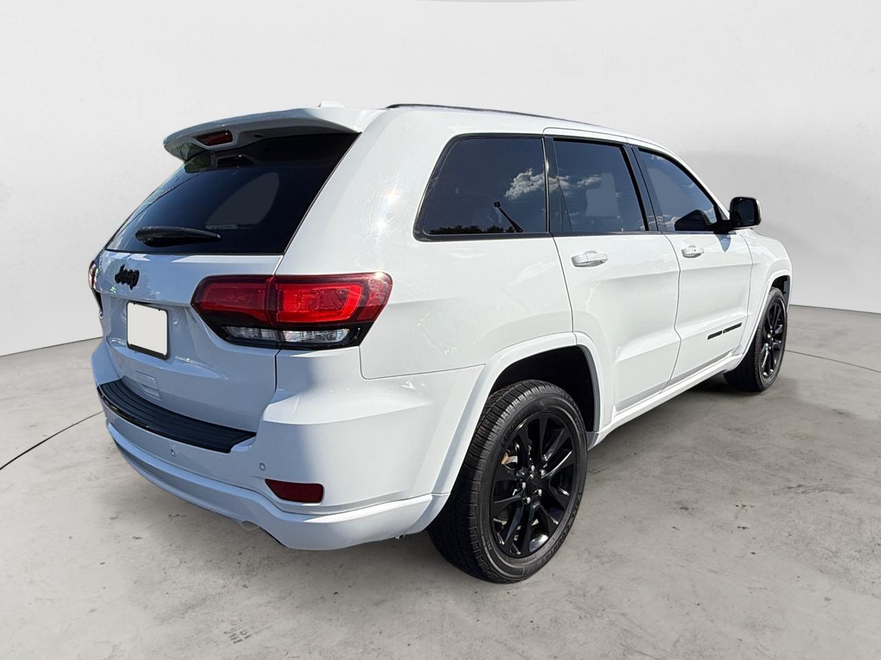 2017 JEEP GRAND CHEROKEE LARED Altitude Kansas City MO