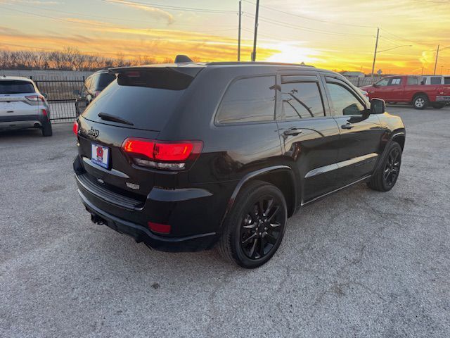 2017 JEEP GRAND CHEROKEE LAREDO Grand Prairie TX