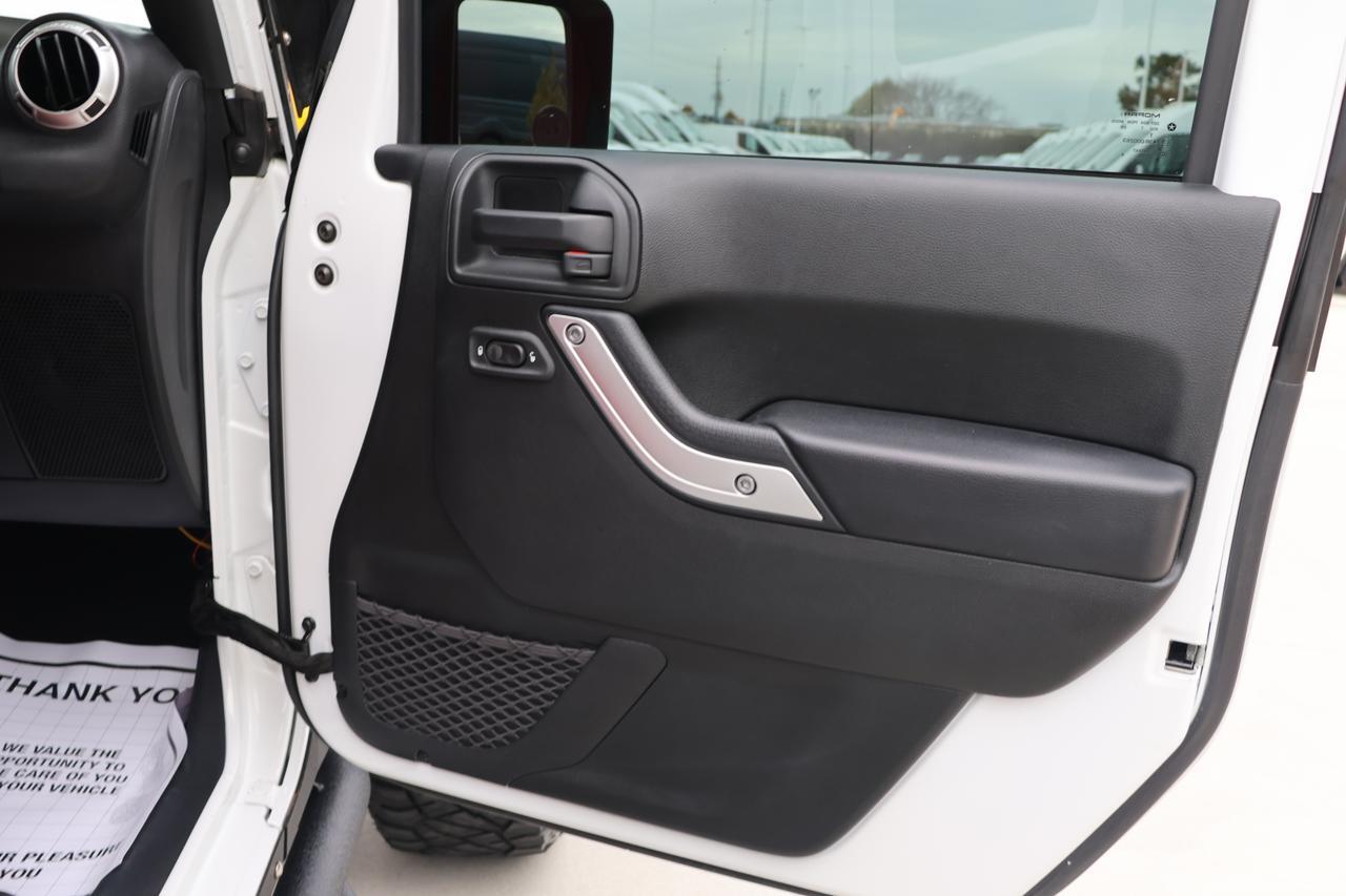 2017 JEEP WRANGLER UNLIMI RUBICON Houston TX