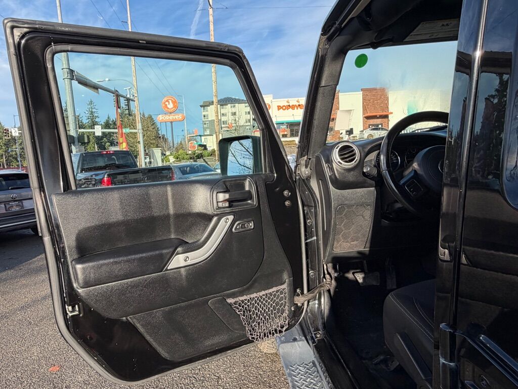 2017 JEEP WRANGLER UNLIMI SAHARA Des Moines WA