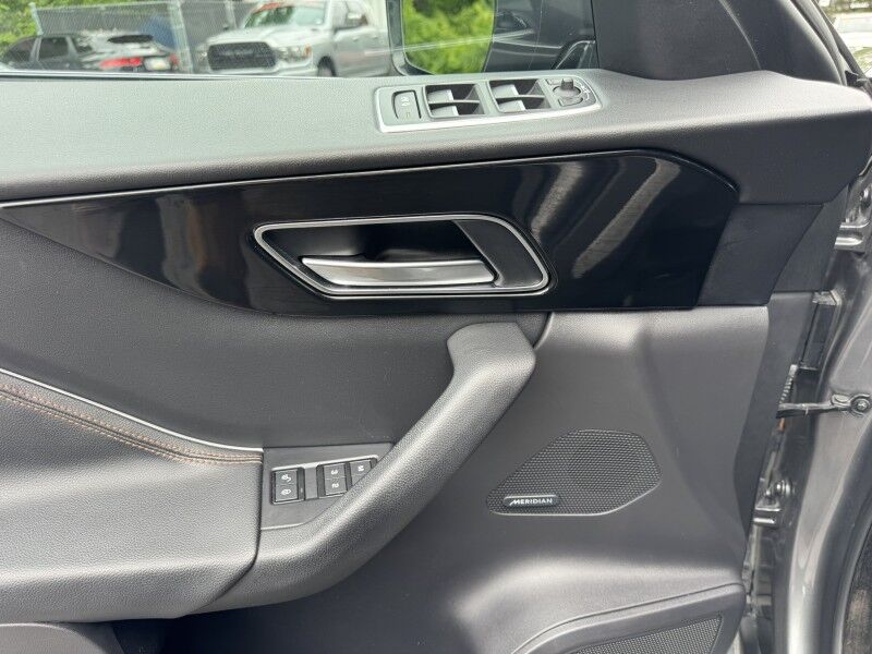 2017 Jaguar F-PACE 20d Prestige Willow Grove PA