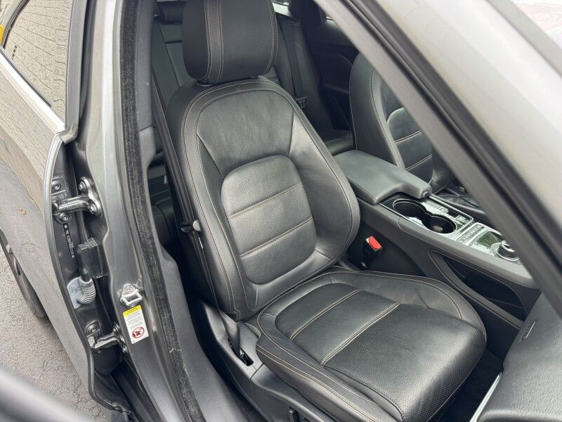 2017 Jaguar F-PACE 20d Prestige Willow Grove PA