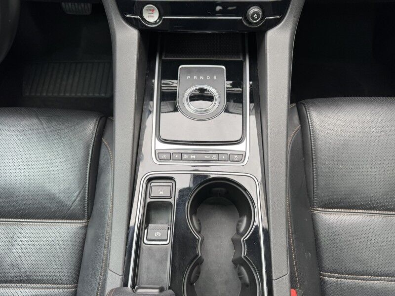 2017 Jaguar F-PACE 20d Prestige Willow Grove PA