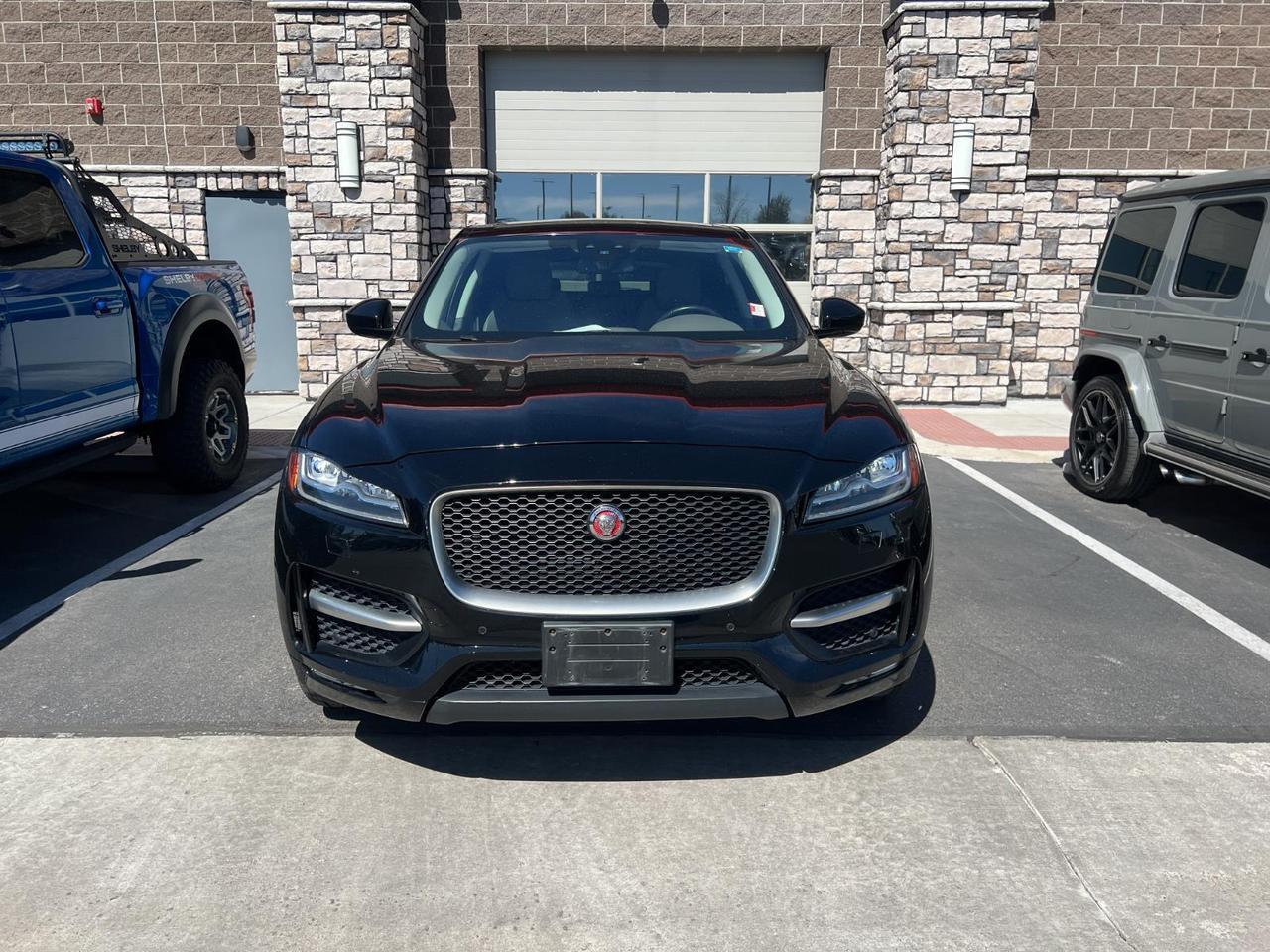 2017 Jaguar F-PACE 20d R-Sport Parker CO