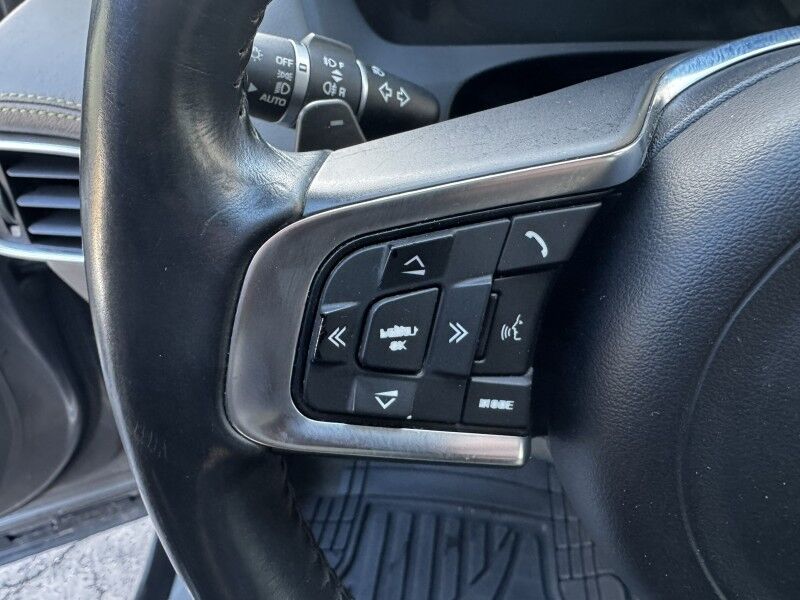 2017 Jaguar F-PACE 20d R-Sport Willow Grove PA