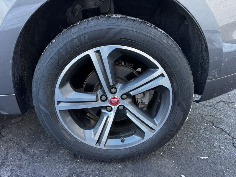 2017 Jaguar F-PACE 20d R-Sport Willow Grove PA