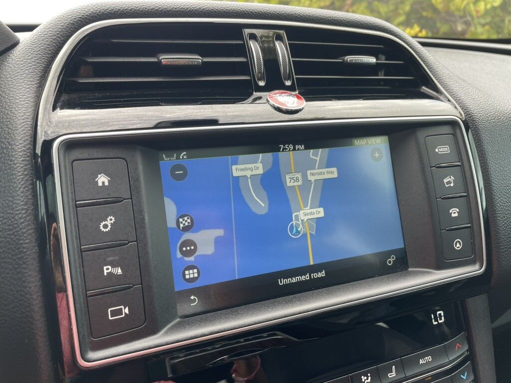 2017 Jaguar F-PACE 35t PRESTIGE~DIESEL~DYNAMIC SUSPENSION~ONLINE FINANCE AND SHIPPING AVAILABLE!! Sarasota FL