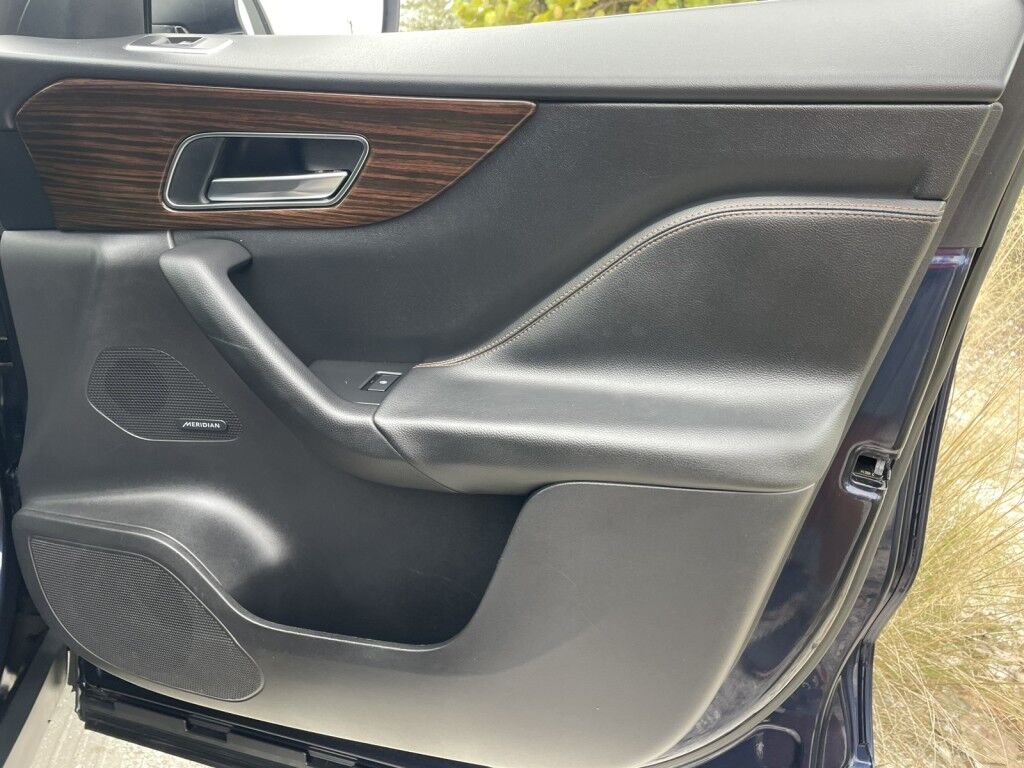 2017 Jaguar F-PACE 35t PRESTIGE~DIESEL~DYNAMIC SUSPENSION~ONLINE FINANCE AND SHIPPING AVAILABLE!! Sarasota FL