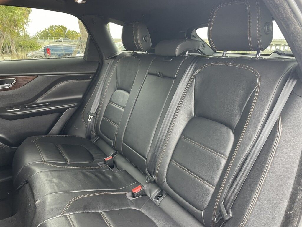 2017 Jaguar F-PACE 35t PRESTIGE~DIESEL~DYNAMIC SUSPENSION~ONLINE FINANCE AND SHIPPING AVAILABLE!! Sarasota FL