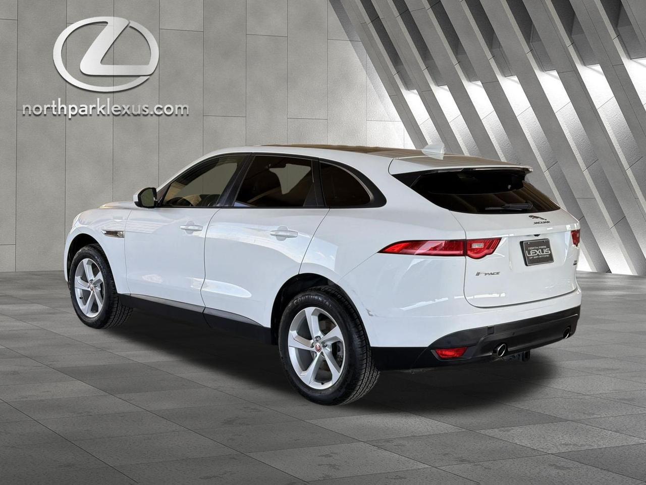 2017 Jaguar F-PACE 35t Premium