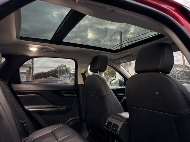 2017 Jaguar F-PACE 35t Premium Whitehall PA
