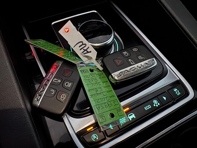 2017 Jaguar F-PACE 35t Premium Whitehall PA