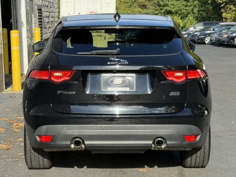2017 Jaguar F-PACE 35t Premium Willow Grove PA