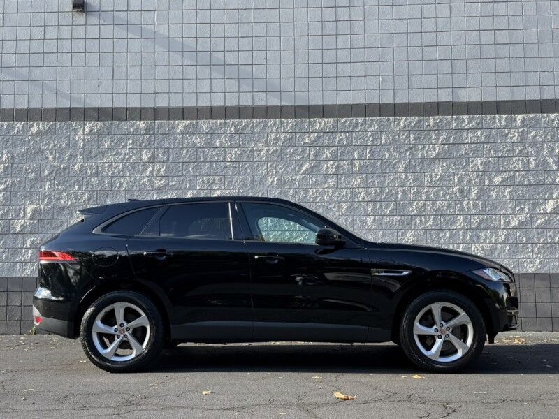 2017 Jaguar F-PACE 35t Premium Willow Grove PA