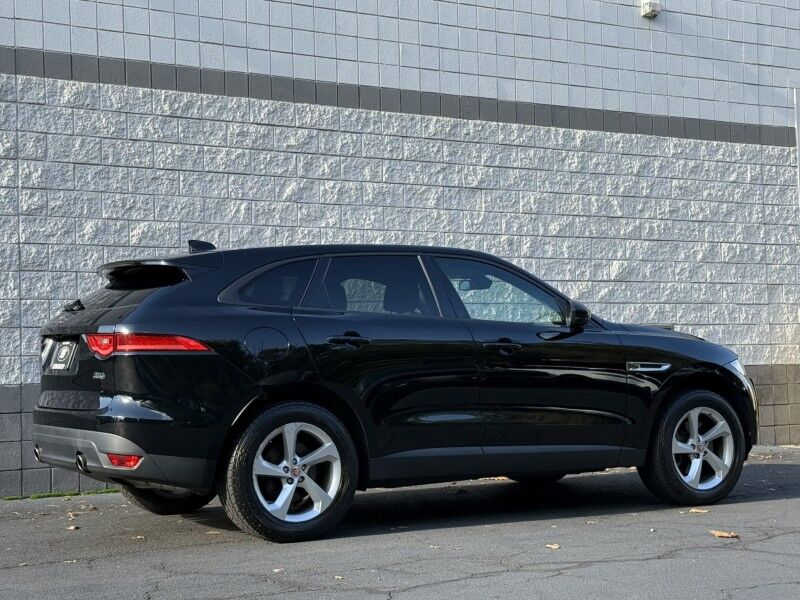 2017 Jaguar F-PACE 35t Premium Willow Grove PA