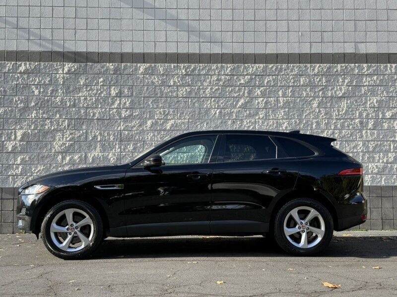 2017 Jaguar F-PACE 35t Premium Willow Grove PA