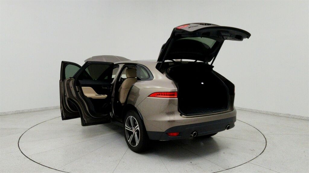 2017 Jaguar F-PACE 35t Premium Laurel MD
