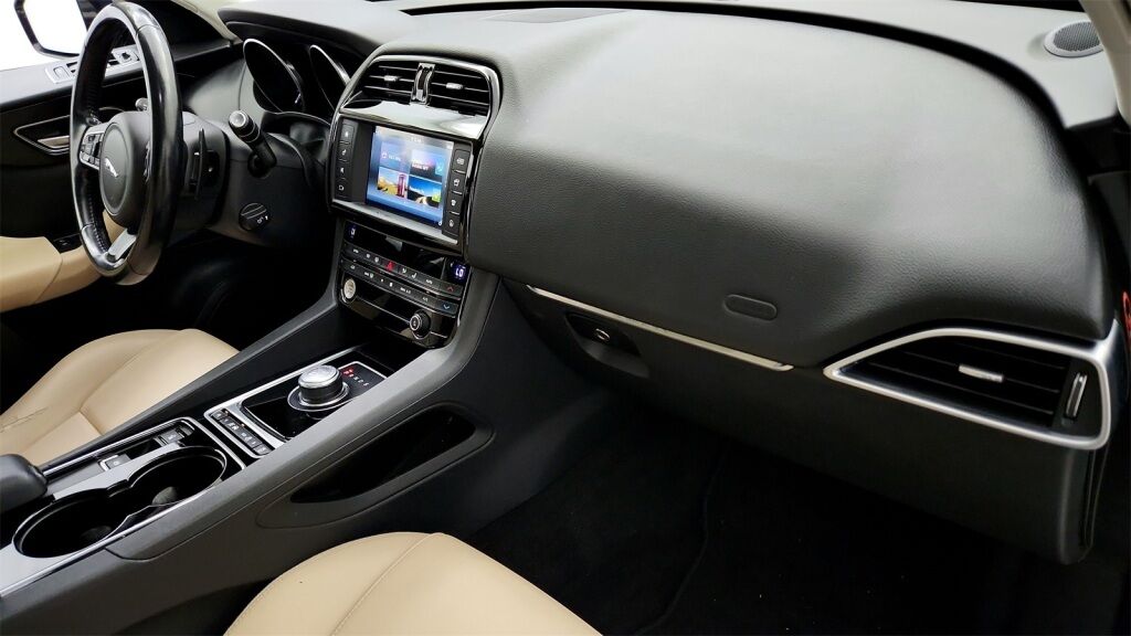2017 Jaguar F-PACE 35t Premium Laurel MD
