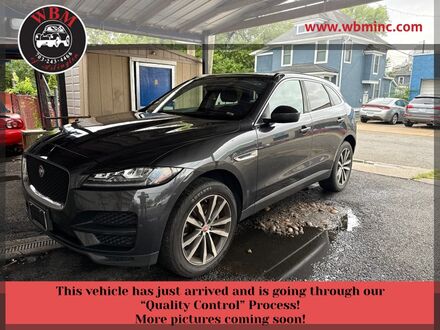 2017_Jaguar_F-PACE_35t Prestige_ Arlington VA