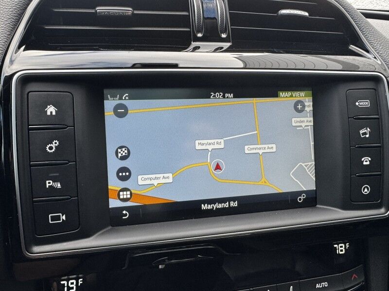 2017 Jaguar F-PACE 35t Prestige Willow Grove PA