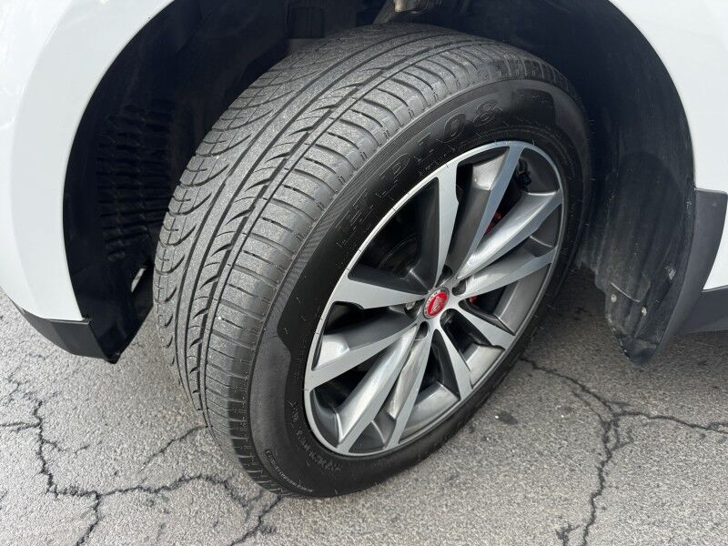 2017 Jaguar F-PACE 35t Prestige Willow Grove PA