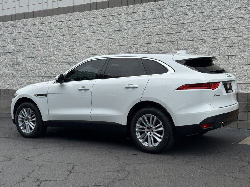 2017 Jaguar F-PACE 35t Prestige Willow Grove PA