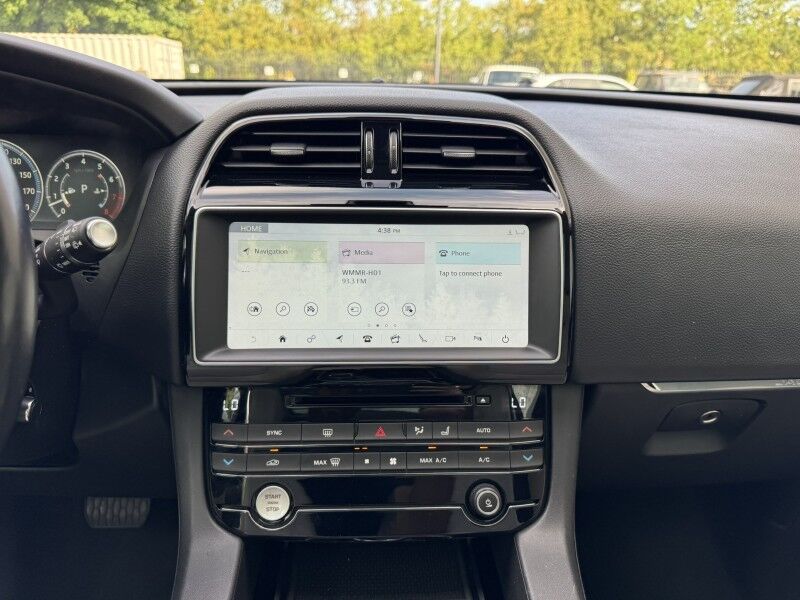 2017 Jaguar F-PACE 35t Prestige Willow Grove PA