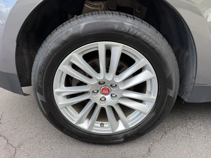 2017 Jaguar F-PACE 35t Prestige Willow Grove PA