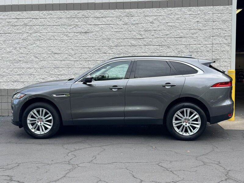2017 Jaguar F-PACE 35t Prestige Willow Grove PA