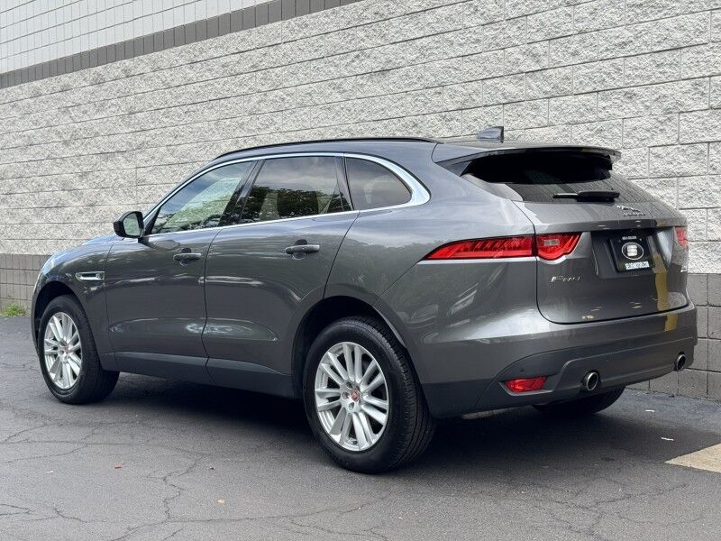 2017 Jaguar F-PACE 35t Prestige Willow Grove PA