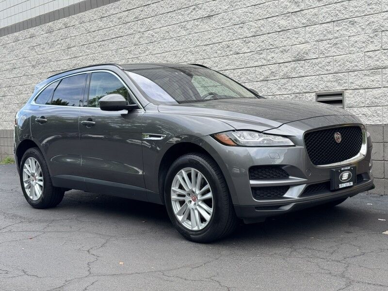 2017 Jaguar F-PACE 35t Prestige Willow Grove PA