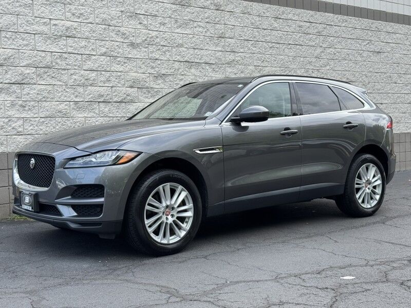 2017 Jaguar F-PACE 35t Prestige Willow Grove PA