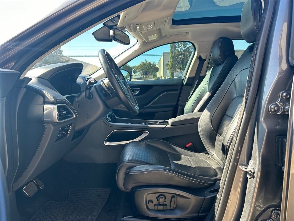 2017 Jaguar F-PACE 35t R-Sport Carrollton TX