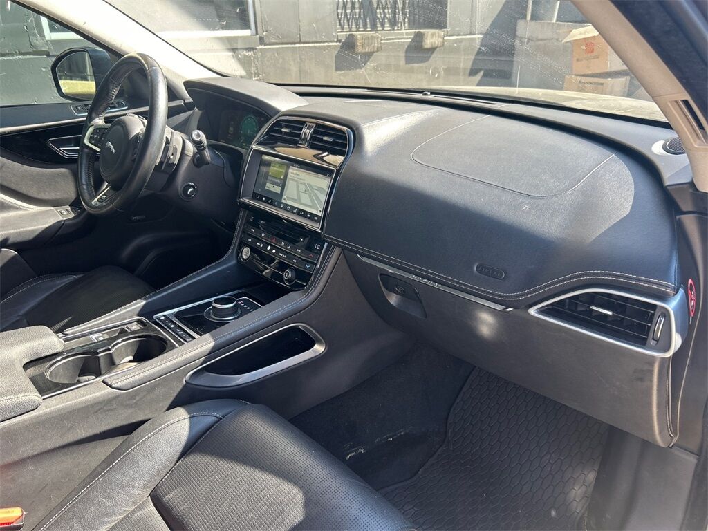 2017 Jaguar F-PACE 35t R-Sport Carrollton TX