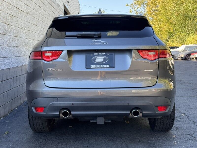 2017 Jaguar F-PACE 35t R-Sport Willow Grove PA