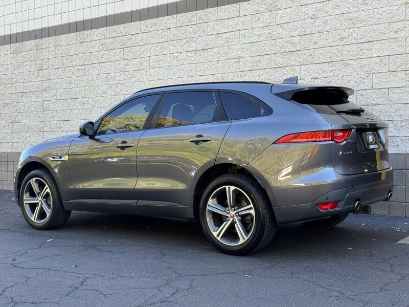 2017 Jaguar F-PACE 35t R-Sport