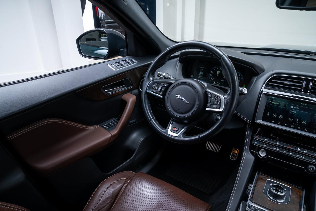 2017 Jaguar F-PACE S 1 Owner / Driver Assist Package / Head-Up Display Portland OR