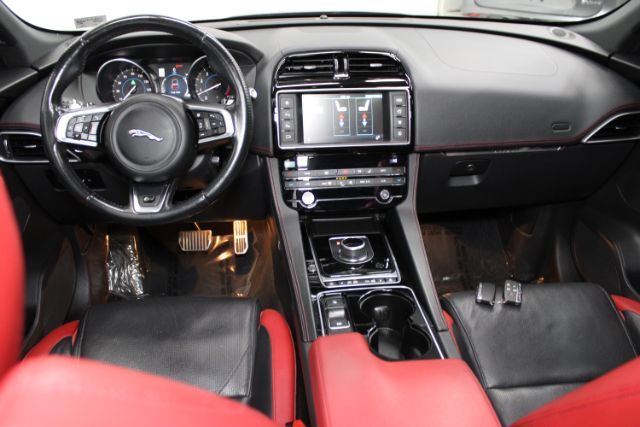 2017 Jaguar F-PACE S