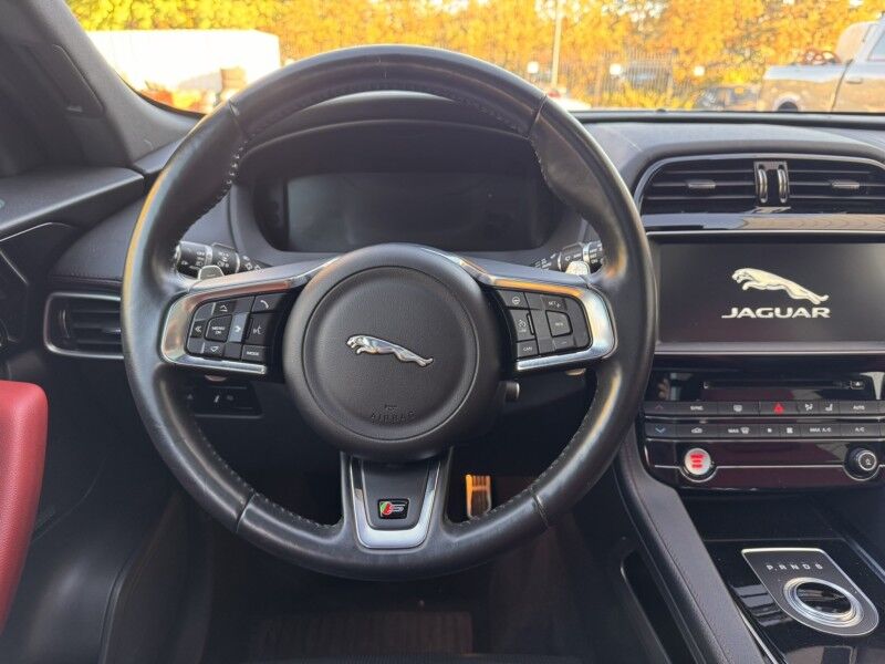 2017 Jaguar F-PACE S Willow Grove PA