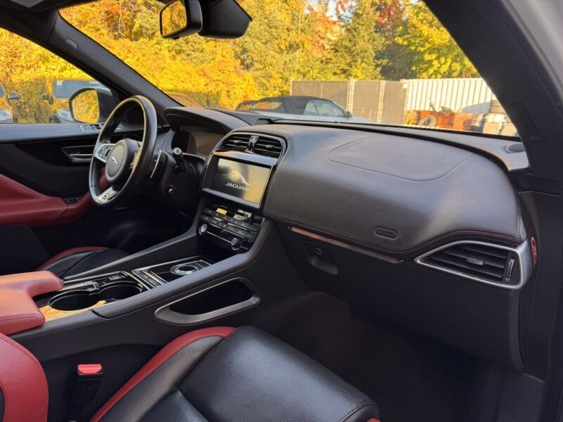 2017 Jaguar F-PACE S Willow Grove PA