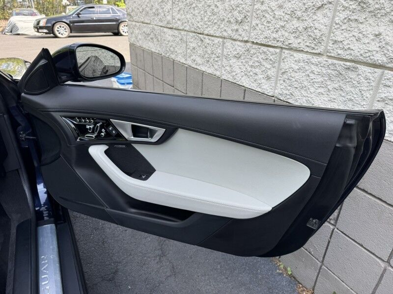 2017 Jaguar F-TYPE Premium Willow Grove PA