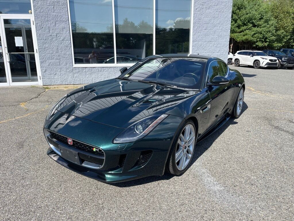2017 Jaguar F-TYPE R